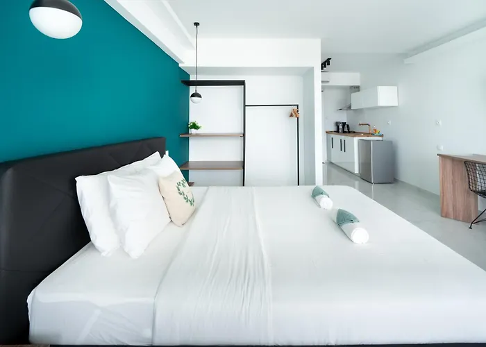 Ladadika Sea View - 102 아파트 *